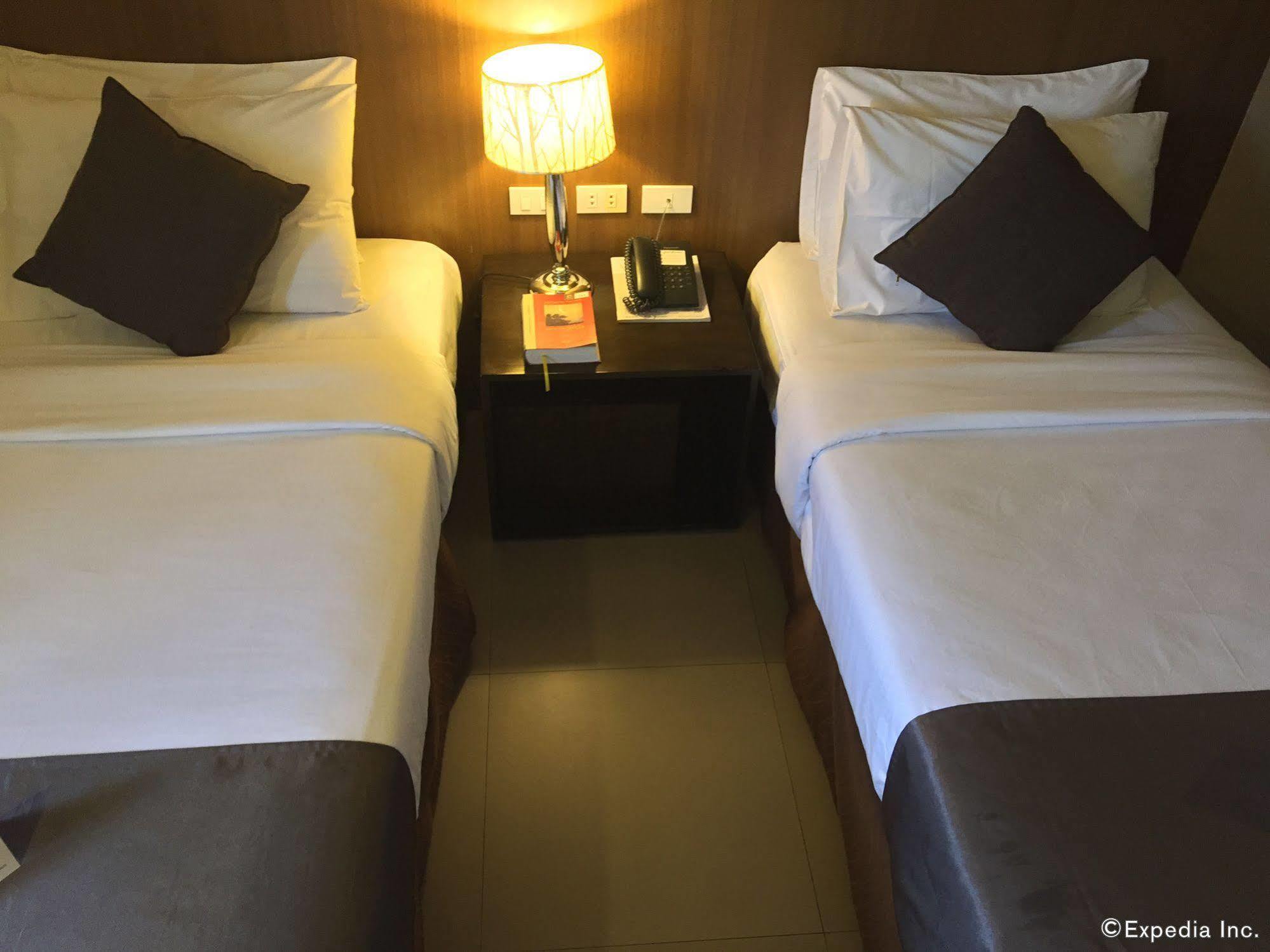 Gt Hotel Bacolod Extérieur photo
